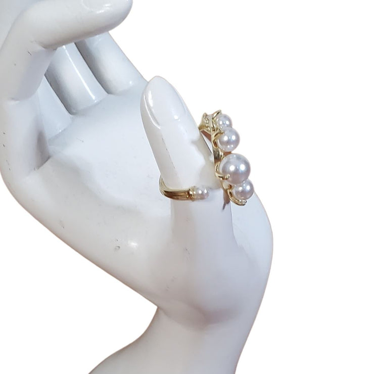 Classy Pearl Ring