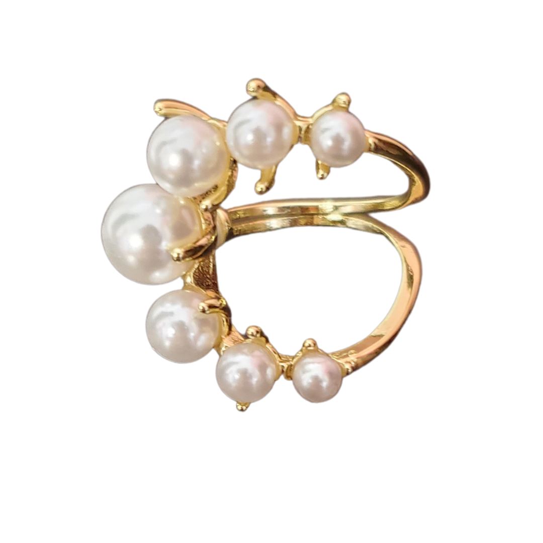 Classy Pearl Ring