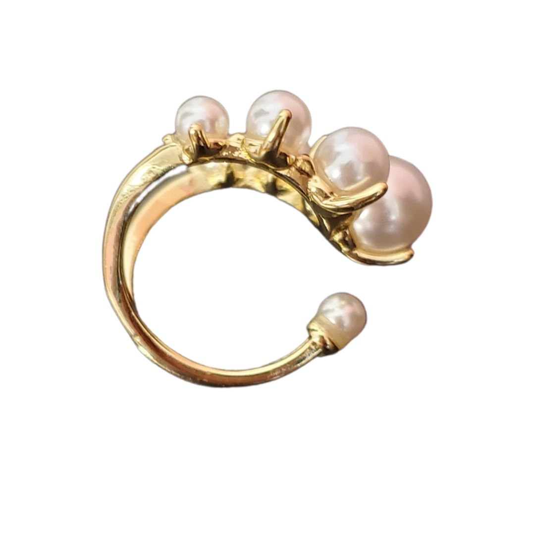 Classy Pearl Ring